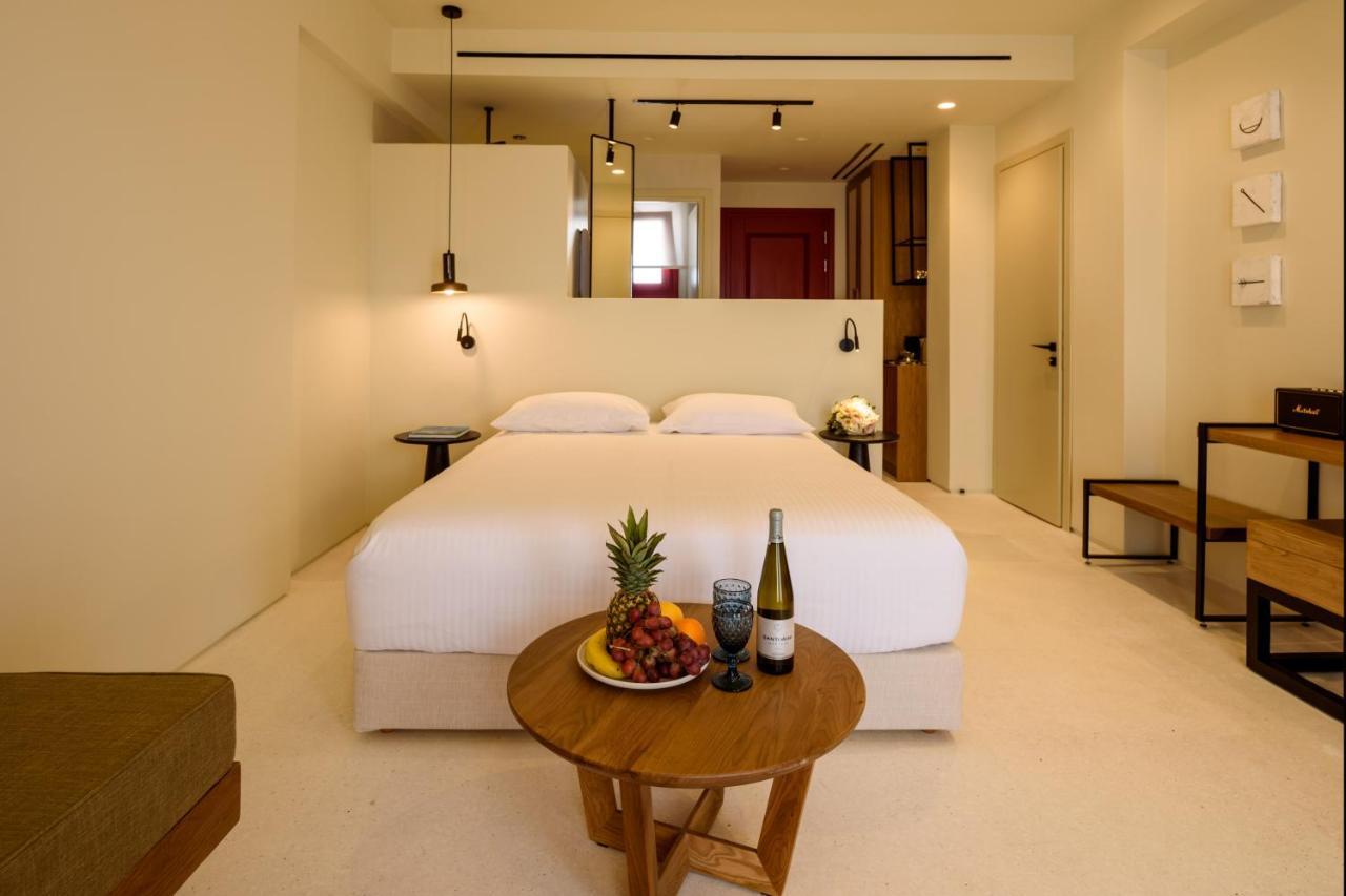 Potnia Theron Suites Akrotiri  Ngoại thất bức ảnh