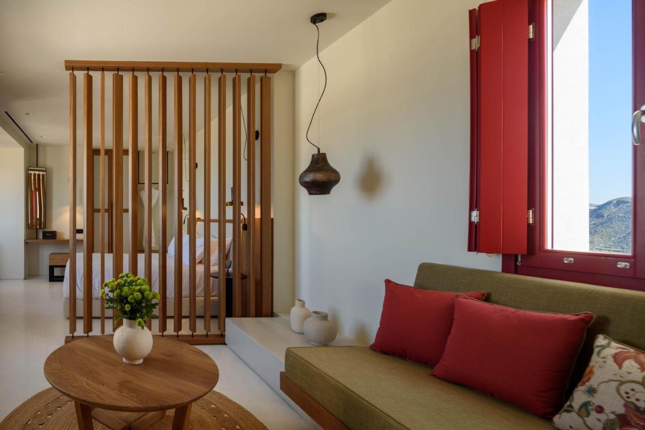 Potnia Theron Suites Akrotiri  Ngoại thất bức ảnh